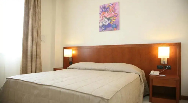 Standard Kahden hengen huone Hotel Parisi
