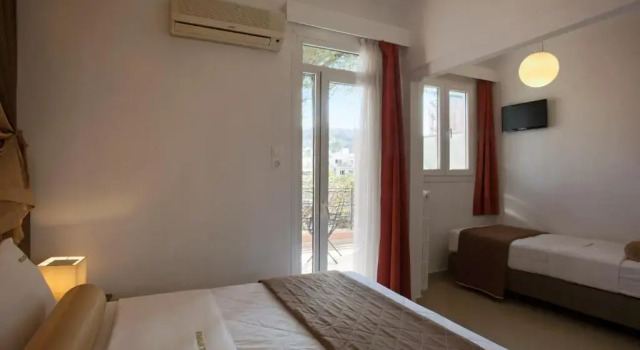 Трёхместный номер Acropolis View Metropolis Hotel