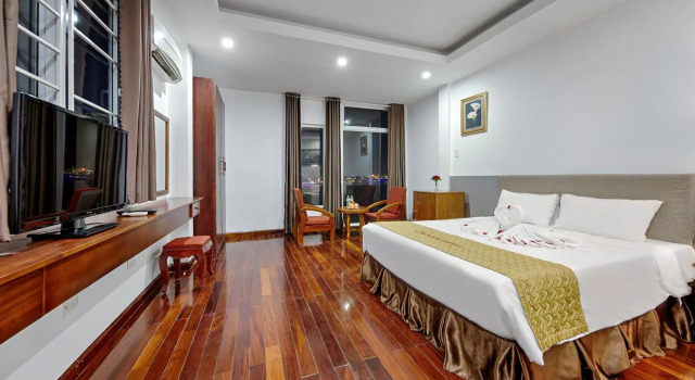 Phuong Tam Hotel, Rezervați Hotel Hoteluri SPA în Da Nang, aproape de Chi Lang Stadium, SPA