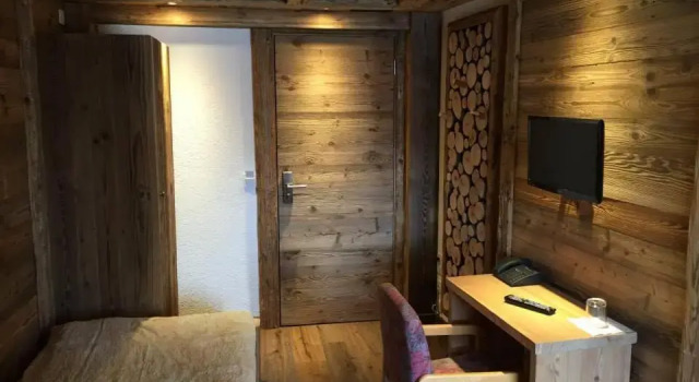 Одноместный номер Standard с балконом и с видом на горы Hôtel Le Grand Chalet