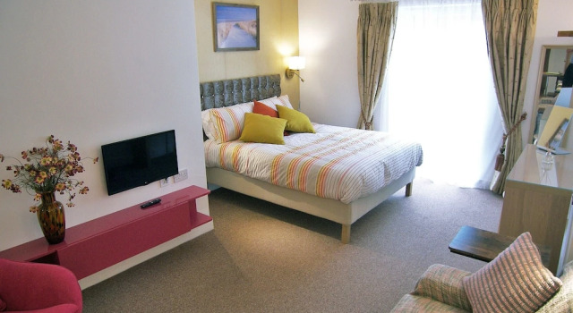 Студия Superior Beaverhall Holiday Apartments