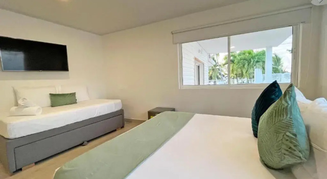 Четырёхместный номер Standard с видом на море Zaba Beach House