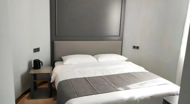 Двухместный номер Standard Lano Hotel Xinjiang BaZhou Korla City Jindu Plaza