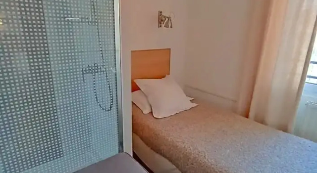 Трёхместный номер Standard Hôtel de charme & SPA Villa Cosare sur la promenade bord de plage 20m de la mer