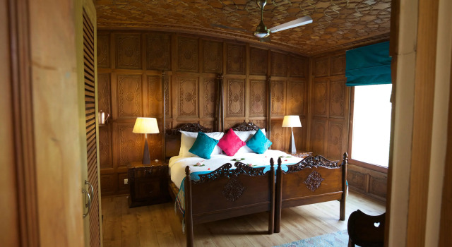 Номер Deluxe Sukoon Houseboat Kashmir