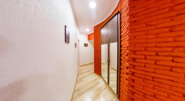 3 Rooms Hotel
