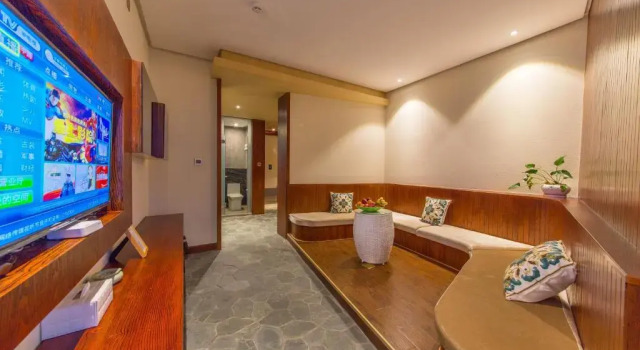 Yonsamity Wase, Boek Hotel Dali Yunnan