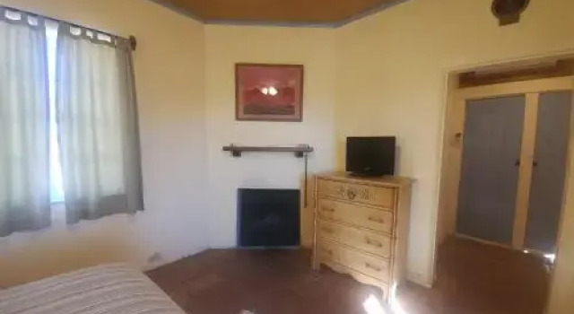 29 Palms Inn, Забронировать Отель Туэнтинайн-Палмс Joshua Tree National Park, рядом с Туристско-информационный центр Oasis Национального парка «Джошуа-Три»