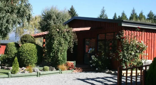 Студия Alpine Springs Motel