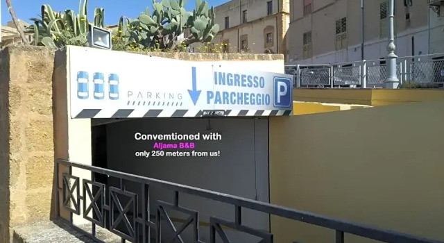 Aljama - Downtown B&B, Book Bed and Breakfast Hotels in Sicily with Parking, Parking
