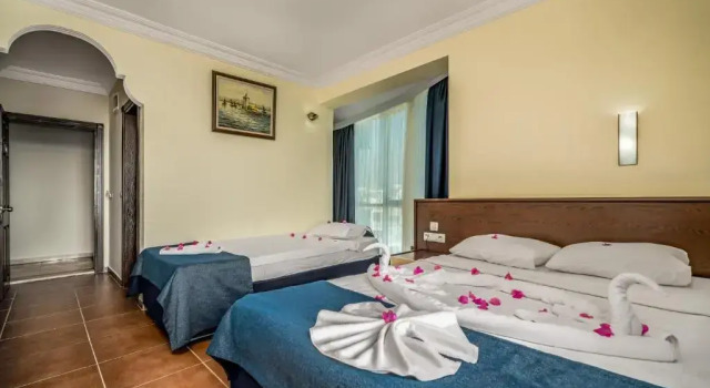Трёхместный номер Standard Arsi Blue Beach Hotel