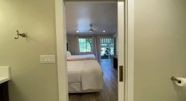 Номер Superior The Jack London Lodge
