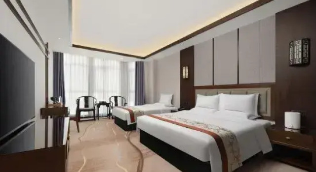 Familie Suite 2 Schlafzimmer BanDe Hotel（Aletai Xuedu Airport Hotel）