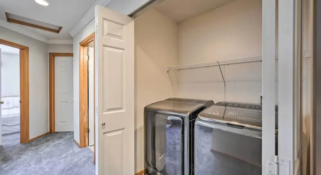 Коттедж Welcoming Edmonds Vacation Rental with Fireplace