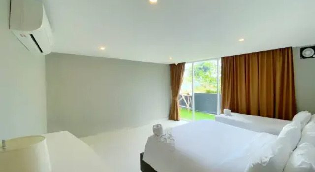 12-Bedroom Grand Sea View Villa
