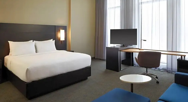 Студия Residence Inn Montreal Midtown