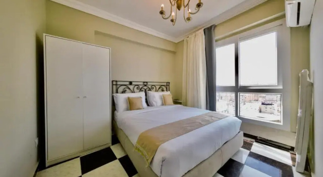 Downtown Sea View Suites, Rezerwuj Hotel Aleksandria Egipt, w pobliżu Raml Station