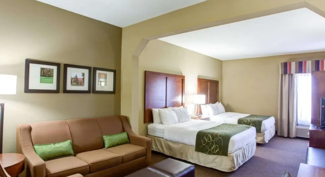 Люкс Comfort Suites Crossville