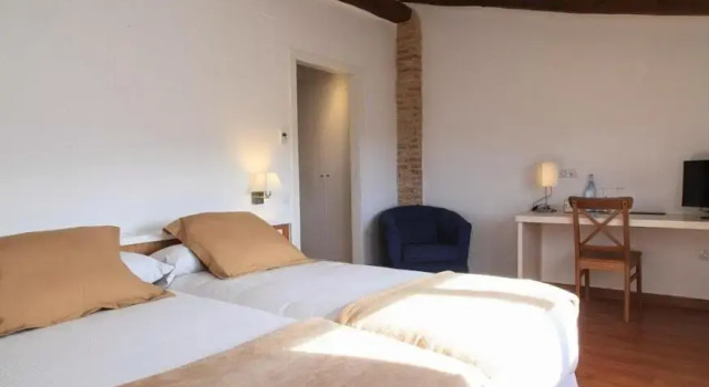 Clos Figueras, Book Hotel Gratallops Priorat