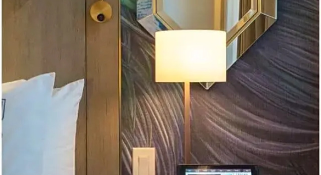 Четырёхместный номер Superior EXchange Hotel Vancouver