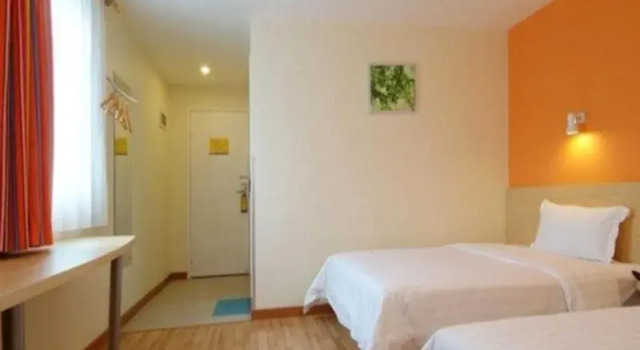 7 Days Inn Nanchang Tengwang Ge Yuzhang Road, Rezerwuj Hotel Nanchang Jiangxi
