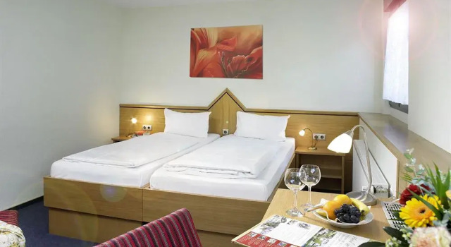 Zur Post, Boek Hotel Hotels in Ahrtal met zwembad, Zwembad