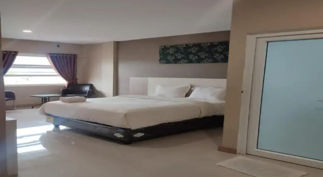 Люкс Deluxe Capital O 2018 Ring Road Guest House Syariah