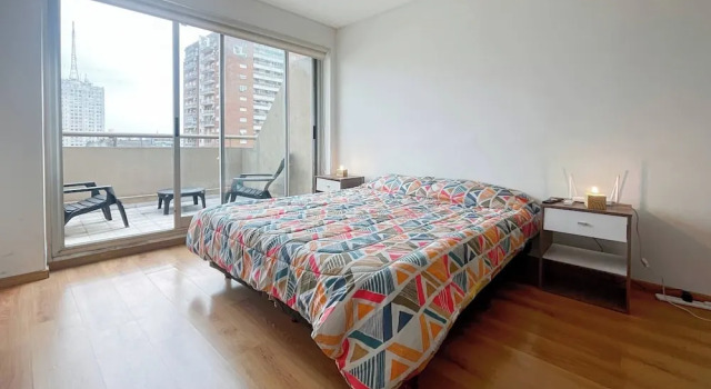 Spacious Studio in San Telmo With Balcony, Gym & Pool, Rezerwuj Apartament San Telmo Buenos Aires