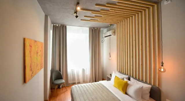 Апартаменты THE INDUSTRIAL. Huge Unirii Square Apartment