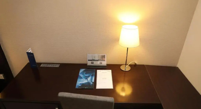 Guest Twin room Babylon Rotana Hotel