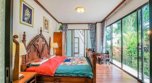 Pattaya YueHu Phoenix Deluxe Villa 5room
