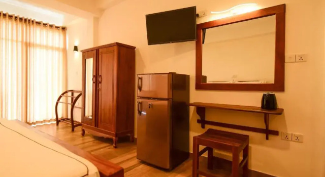 Двухместный номер Deluxe с балконом Chaaya inn Hotel