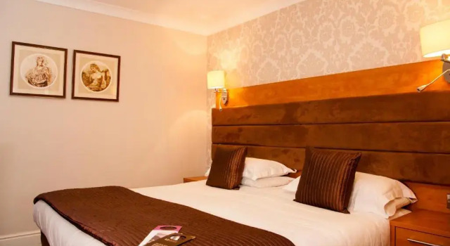 Двухместный номер Standard The Legacy Rose & Crown Hotel