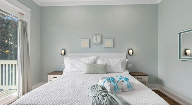 Коттедж Three Master Bedrooms! Easy Beach Access! Gulf Views
