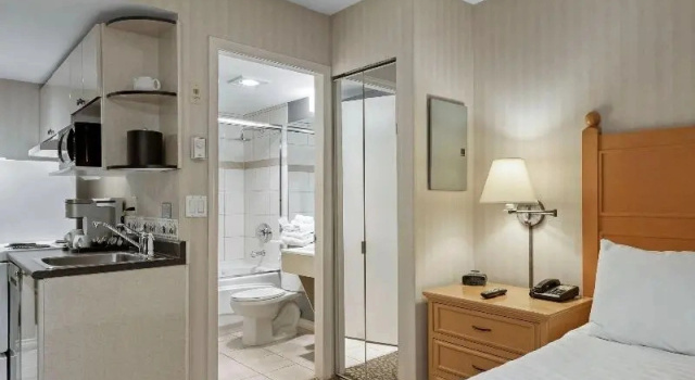 Одноместный люкс Pinnacle Hotel Whistler