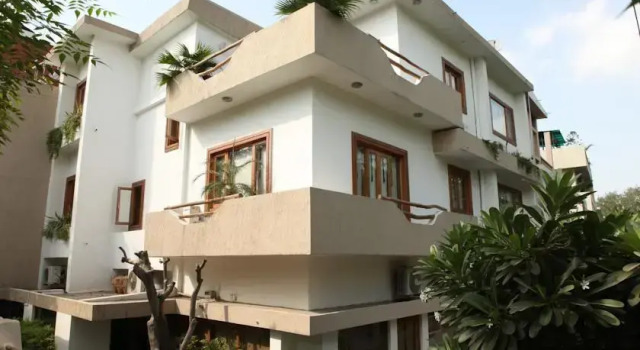 Ahuja Residency Casa