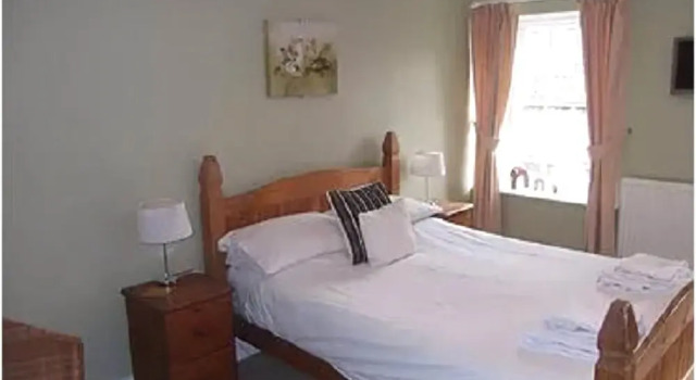 Warrington Guest House, Rezervați Pensiune Pickering 