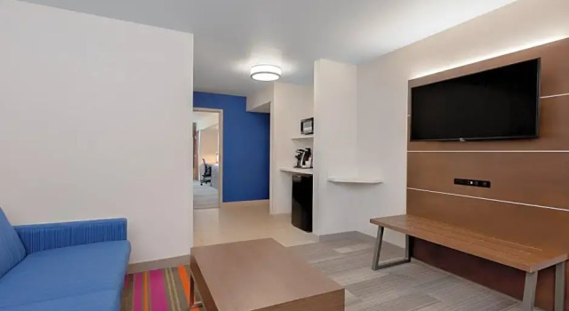Четырёхместный люкс c 1 комнатой Holiday Inn Express Ellensburg by IHG