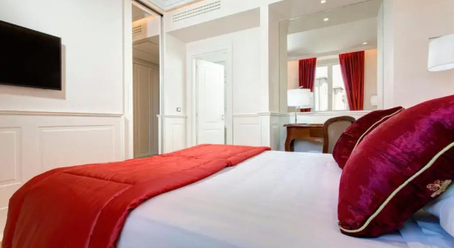 Трёхместный номер Superior Hotel Degli Artisti