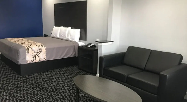 Люкс Deluxe Platinum Inn and Suites