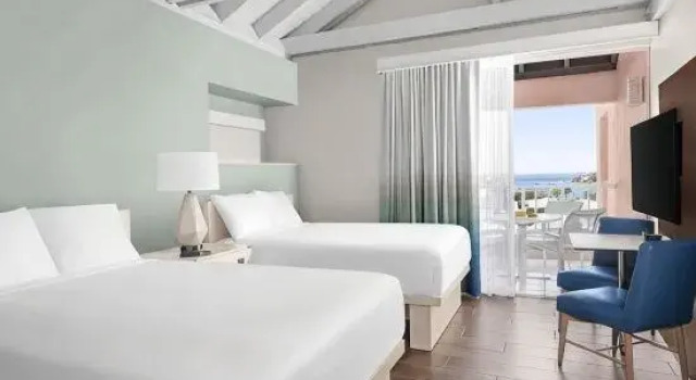 Двухместный люкс с 4 комнатами Elysian Beach Resort