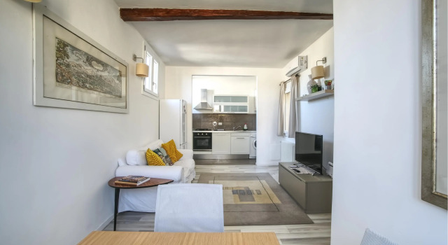Salvemini Home in Firenze, Забронировать Отель Санта-Кроче Флоренция, рядом с Дом Буонаротти