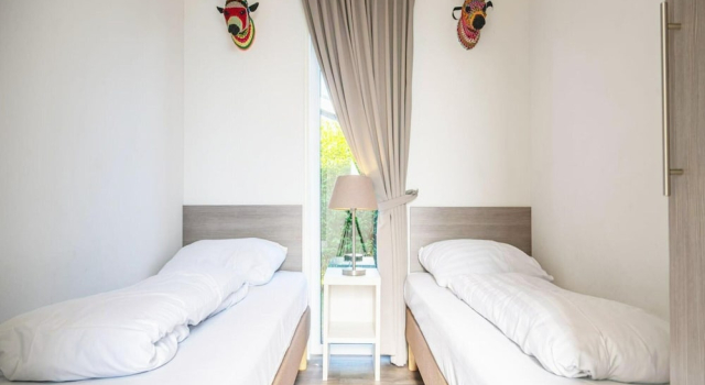 Коттедж Drenthe Family Getaway w/ Garden