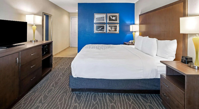 Двухместный номер Standard La Quinta by Wyndham Brownsville North