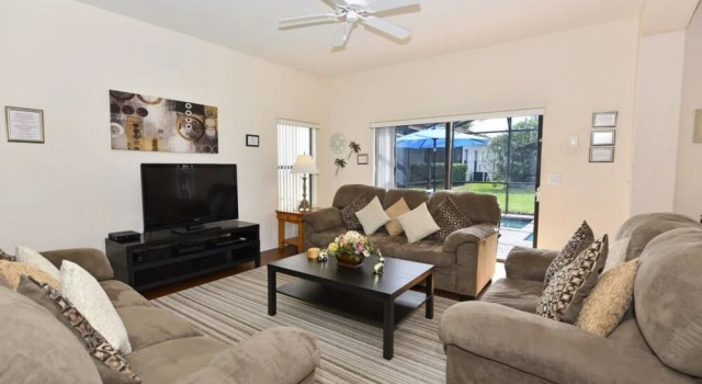 Коттедж 16718 High Grove House 4 Bedroom by Florida Star