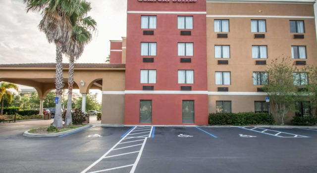 Comfort Suites Fort Pierce I-95, Foglalás Szálloda Fort Pierce Shores Florida