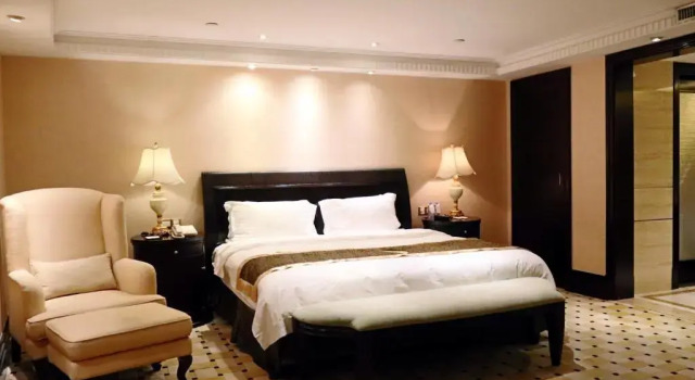 Люкс Ambassador Royal Mediterranean Hotel