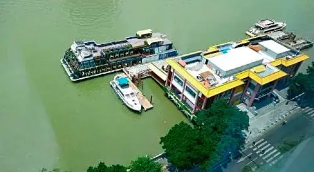 Двухместный номер Executive с видом на реку Howard Johnson Riverview Hotel Guangzhou