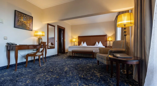 Двухместный номер Standard с балконом и с видом на город Primoretz Grand Hotel & Spa