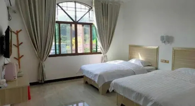 Xinning Qilin Farmpark, Book Hotel Hotels in Shaoyang County with Parking, Parking